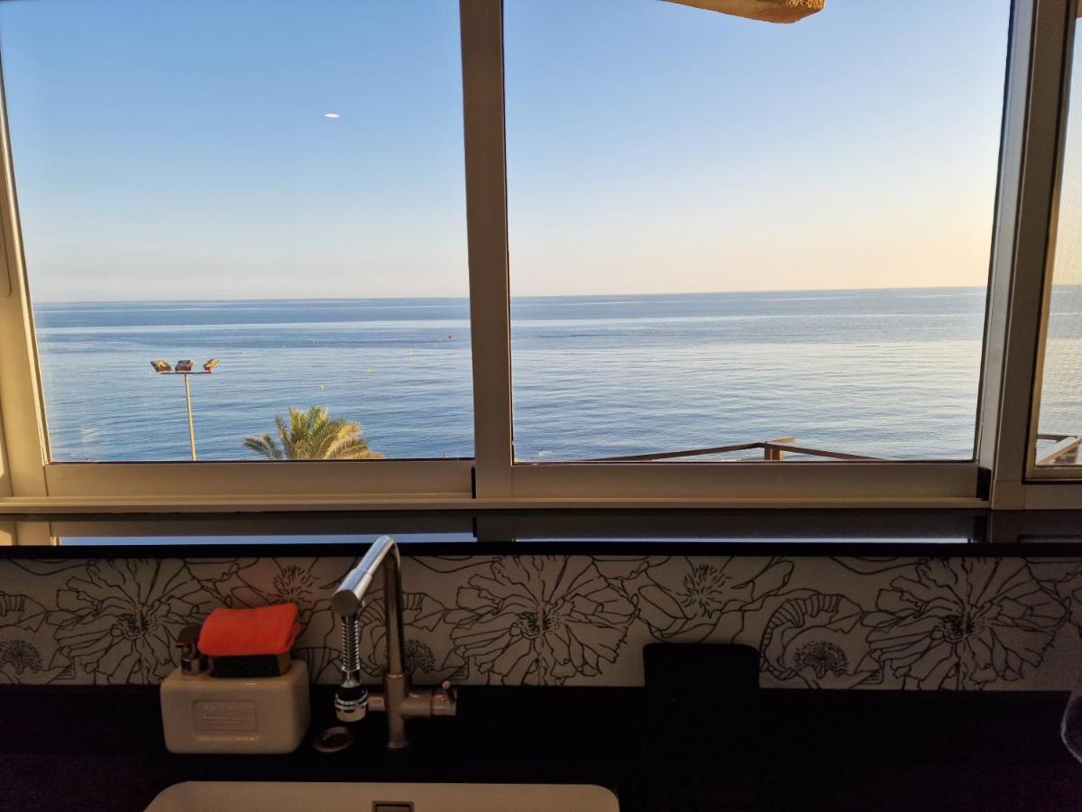 Apartamento Moderno piso céntrico frente al mar con gran terraza Rincón de la Victoria Exterior foto